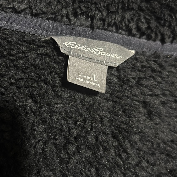 Eddie Bauer Women’s 1/4-zip fleece plush jacket - Picture 6 of 7